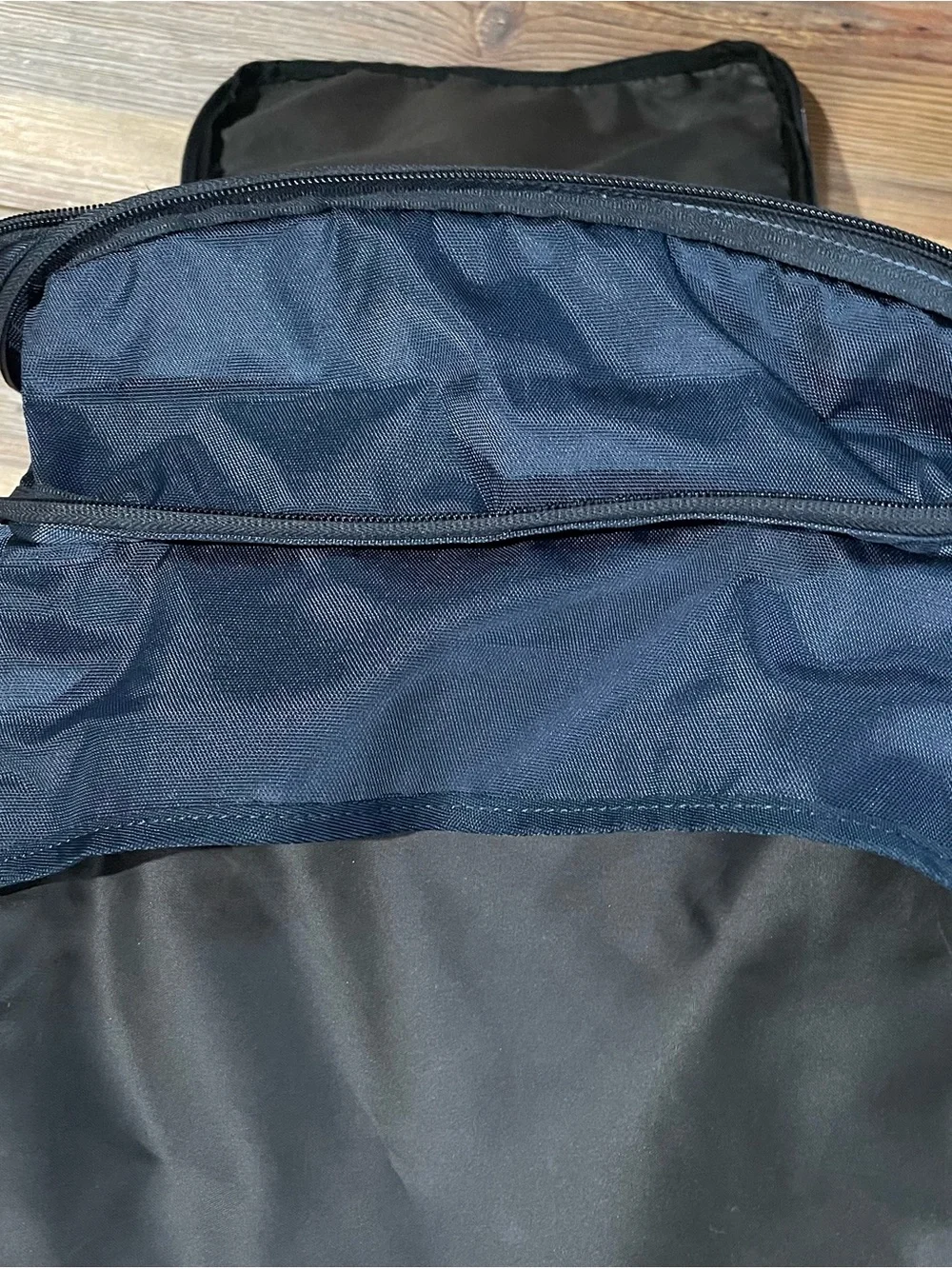 Victorinox ALTMONT Swiss Deluxe Laptop Backpack Padded Navy FlipTop Expandable